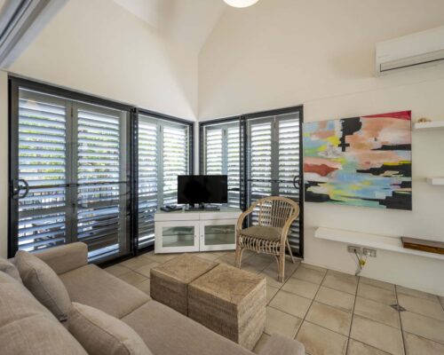 Julians-byron-bay-apt-12 (7)