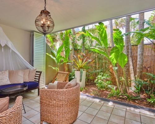 Julians Byron Bay Accommodation near the beachfront