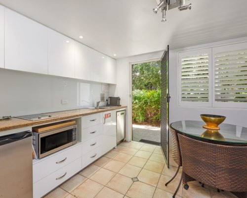 Julians Byron Bay Accommodation near the beachfront