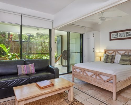 Julians Byron Bay Accommodation near the beachfront